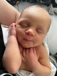 Hai everyone! I rlly don't know if this is allowed n if it's not please  take it down im currently six months pregnant and was told i was having a  baby girl