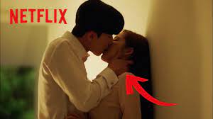 キスするときの、この「手」がいいんです | Netflix Japan - YouTube