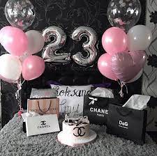 Sometimes a present alone isn't enough. Cumple Angy 23rd Birthday Decorations Birthday Ideas For Her Birthday Goals