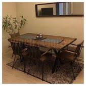 Goruntunun Olasi Icerigi Oturan Insanlar Masa Ve Ic Mekan Woodworking Dining Table Home Decor