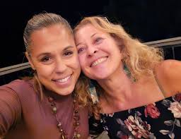 I have the BEST neighbors. We planned a ladies night and it was so fun! Got  to know our women neighbs. These aren't all of us. This was layer in the  evening. #