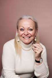 Retired spanish teacher, all clemson all the time!. Jacki Weaver Has A Saucy Response To Anjelica Huston S Poms Dig Vanity Fair