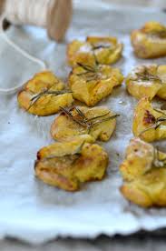 Pommes De Terre Ecrasees Au Four Recette Tangerine Zest Recette Pommes De Terre Ecrasees Pomme De Terre Crepes De Pommes De Terre