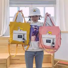 Dan setiap wanita punya memiliki daya tariknya tersendiri. Tote Bag Laptop Kuliah Cewek Cantik Model Kekinian Waistbag Wanita Motif Distro Bahan Tebal Import Shopee Indonesia