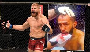 Dominick reyes took on jan blachowicz in a light heavyweight showdown at ufc 253. Watch Jan Blachowicz Shatters Dominick Reyes Nose In Ko Win