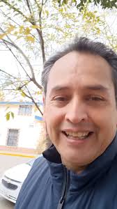 A todos mis seres queridos y familia. Gracias, y al que me hizo falta  también.