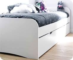Lit spacieux offrant de grandes possibilités de rangement : Lit Enfant Gigogne Twist Couchage 2en1 Made In France