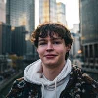 Michael Squires's Instagram, Twitter & Facebook