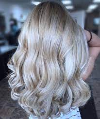 Such A Pretty Mix Of Platinum And Buttery Blonde Blonde Blondehighlights Platinumblonde Buttery Blonde Hair Styles Cool Blonde Hair