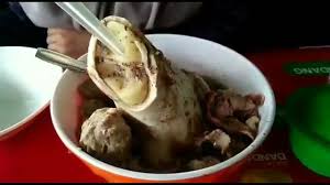 Punya rekomendasi tempat kuliner yang catchy dan enak banget buat di datengin? Bakso Sumsum Tulang Sapi Pak Tio Sokaraja Banyumas Youtube