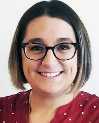 Ashley Midkiff's Instagram, Twitter & Facebook