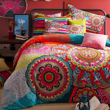 Moroccan themed bedrooms look gorgeous and very comfortable. Moroccan Bedding Sets Spice Up Your Bedroom With Rich Colors