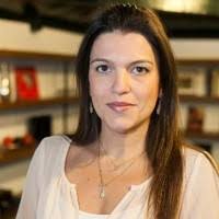 Roberta Dias Email & Phone Number