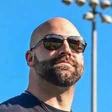 Shane Davenport (@ShaneDavs)