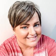 Knot Today Lizzy added a new photo.