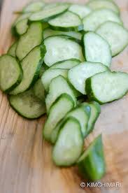 Thinly sliced cucumbers are tossed in a spicy, sesame seed dressing in this korean cucumber salad that is refreshing side dish. Simple Korean Cucumber Salad Oi Muchim ì˜¤ì´ë¬´ì¹¨ Kimchimari