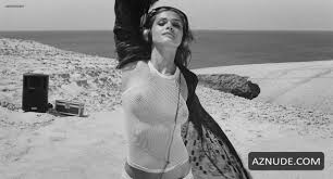 Elisa Durulay TikTok live nip-slip