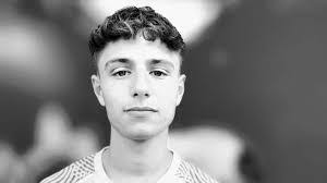 Nicole Eresman's Instagram, Twitter & Facebook