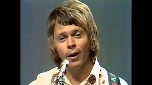 The scenery and stage setting are also mentioned as excellent. Abba Star Bjorn Ulvaeus Wird 75 Ich Mag Es Neue Dinge Auszuprobieren