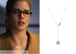 Felicity Smoak Clothes, Style, Outfits, Fashion, Looks