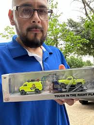 Pick up in Aurora Zelle or Cash App Multiple items available, check my  profile!