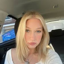 Shaylee Scott (@barbietingzzzzzzzzzzzz)