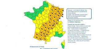 6medias , publié le mercredi 12 août 2020 à 07h25. Orages La Vigilance Orange Est Levee Partout En France