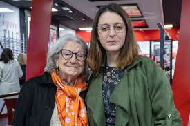 Conteúdo não verificável poderá ser removido.— encontre fontes: Eunice Munoz Celebra 80 Anos De Carreira E Despede Se Dos Palcos Fabrica De Oculos Do Cacem