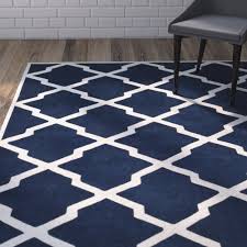 Verleihen sie ihrem wohnbereich noch 1 x teppich, edirne, shaggy, dunkelblau, 80x150 cm (4.9 kg) 68.00 x 15.00 x 20.00 cm (l x b x h). Bloomsbury Market Handgefertigter Teppich Phillipsdale Aus Wolle In Dunkelblau Elfenbein Bewertungen Wayfair De