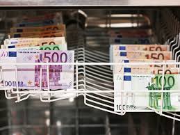 Meryl streep, antonio banderas, gary oldman and others. SpÄƒlarea De Bani Este Una Dintre Marile ProvocÄƒri Ale Momentului Romania Libera