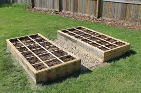 Some of the boards needed to be replaced after three years and i decided to just replace the whole bed. How To Build Cheap Raised Garden Beds With Free Pallets