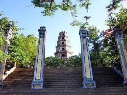 Image result for tháng 3 hoa Huế images