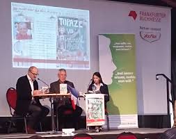 Alas, topaze's naive honesty brings him unjust dismissal.and makes him fair game for the aunt of his private pupil, really the mistress of crooked politician regis, who. Presentation Marcel Pagnol Topaze Traduction W Barth A La Foire Du Livre Francfort 2017 Wolfgang Barth Ubersetzungen