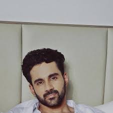 Bajajfam (@manna_deva89838)