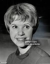 Linda Thain's Instagram, Twitter & Facebook