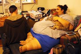 She remained hopeful, however, and many fans left encouraging messages to remind. Houston Texas Husband Tries To Prevent 660lbs Wife From Losing Weight And Leaving Him