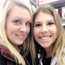 Suzanne Vaughn's Instagram, Twitter & Facebook