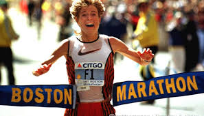 Concluiu o curso em 1971, também em primeiro lugar e recebendo a láurea acadêmica prof. Boston Marathon 1995 Uta Schliesst Zu Rosa Mota Auf Take The Magic Step