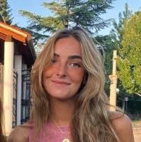 30+ "Alicia Lora" profiles