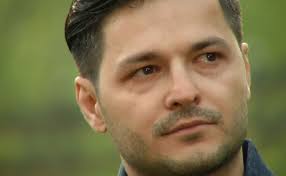 Liviu varciu is a romanian film actor,singer and tv presenter.he was born on march 17, 1981 in constanta romania.in 2005, he plays first role in the movie secretul mariei. Fruits On March 21 Liviu Varciu Revine To His Great Love