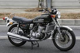スズキ gt750 1971 名車ライブラリ バイクブロス マガジンズ スズキのオートバイ スズキ 名車