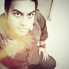 Nigel Mack (@VanLazarux)