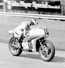 Works Rider Peter Williams On The Jps Liveried 1974 Factory Spaceframe Norton Racing Bikes Classic Motorcycles Racing Motorcycles
