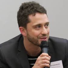 Daniel Klos (@RealDanielKlos)