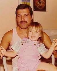 Soph On Instagram Dads Day5 Seeing Freddie With Kids Always Makes Me Emo John Is Too Cute For Me B Freddie Mercury Freddie Mercury Last Days John Deacon