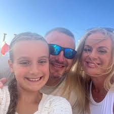 I'll be staying at Hollywood mirage as of Thursday. Gym doesn't open until  8am does anyone have a good run route I could do from the hotel? Or is the  hill enough