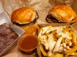 Melt Et Ses Burgers Hyper Addictifs Et Savoureux Le Grand Pastis