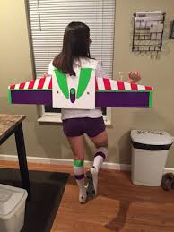 my diy buzz light year wings that expand toy story halloween toy story halloween costume toy story costumes