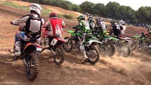 El Circuito De Motocross De Massamagrell Acoge La Ultima Carrera Del Ano En La Comunidad Valenciana Tu Portavoz Motocross Carreras La Comunidad Valenciana