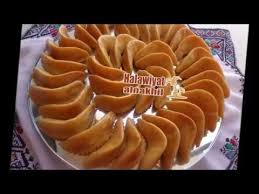 Pin By Fatima Ben Merzoug On Cuisine Marocaine Make It Yourself Biscuits